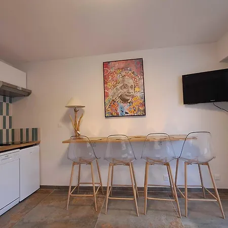 Apartment Bright For A Relaxing In